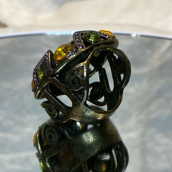 Vintage Large Antique Brass With Multicolored Glass Stones Cocktail Ring size 8 - Picture 7 of 8